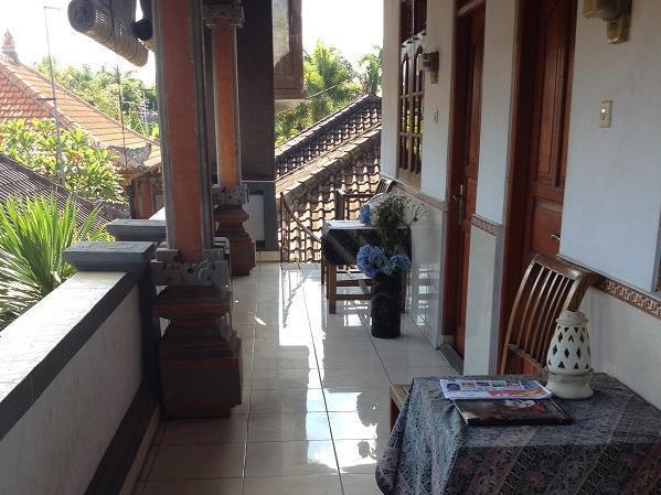 Oyo 90532 Verra Guest House Seminyak Exteriör bild