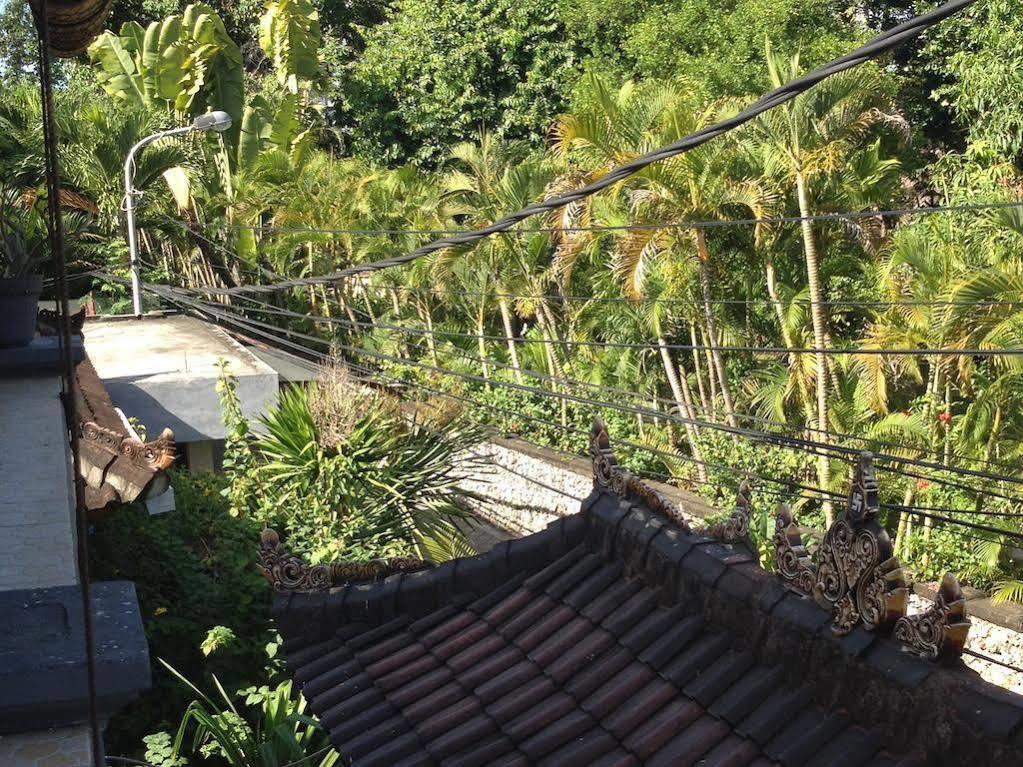 Oyo 90532 Verra Guest House Seminyak Exteriör bild