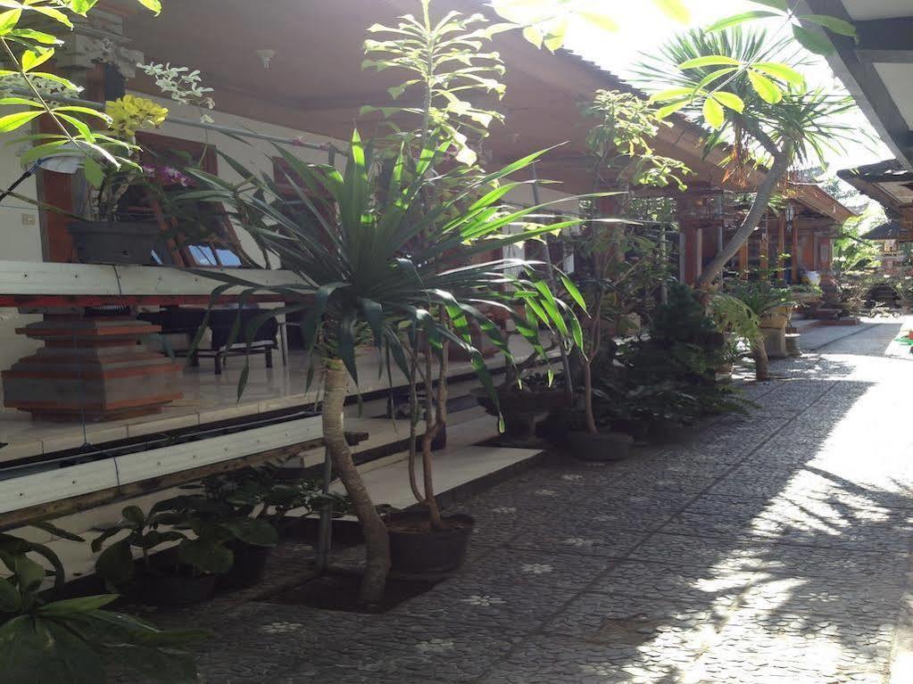 Oyo 90532 Verra Guest House Seminyak Exteriör bild
